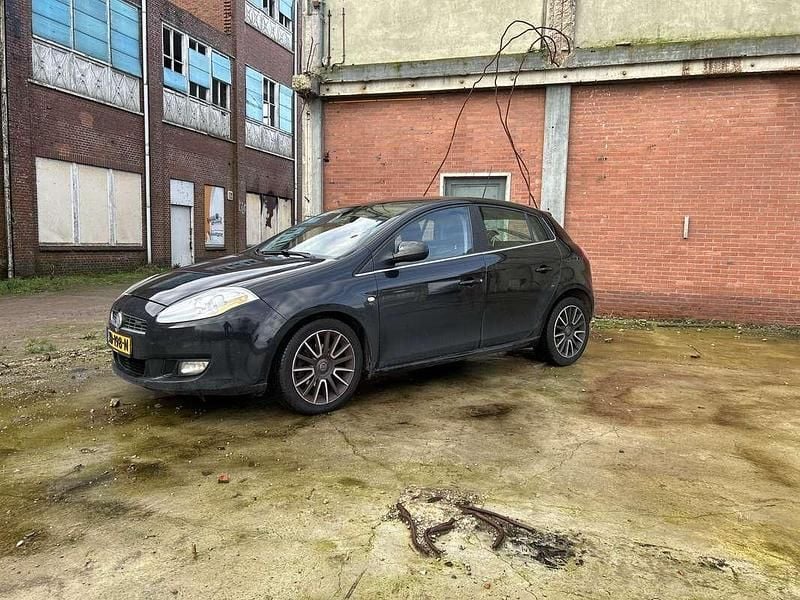 Occasion Fiat Bravo Dynamic 120 PK (88 kW) 2008 Zwart Hatchback