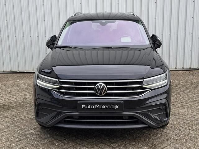Occasion VW Tiguan Allspace 150 PK (110 kW) 2022 Zwart (metallic) SUV
