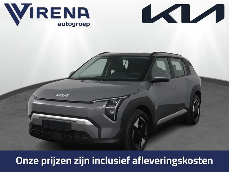 Grijs Nieuw 2024 Kia EV3 3 SUV | € 37.790 - Afbeelding 1/4