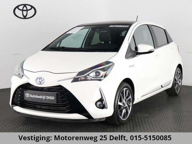 Wit Gebruikt 2018 Toyota Yaris Hybrid Limited Hatchback | € 16.800 (Eerlijke prijs) - Afbeelding 1/3