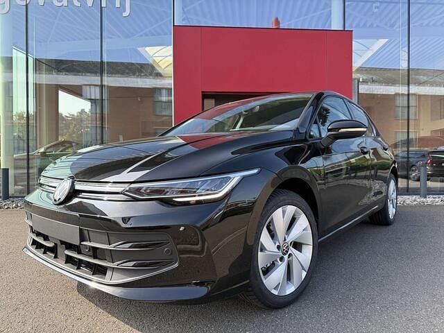 Nieuw VW Golf 2025 Zwart Sedan