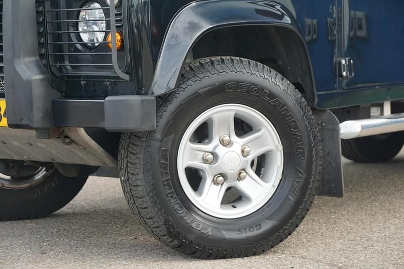 Occasion Land Rover Defender S 122 PK (89 kW) 2010 Groen SUV