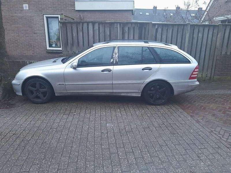 Occasion Mercedes C180 Classic 143 PK (105 kW) 2005 Grijs Stationwagen