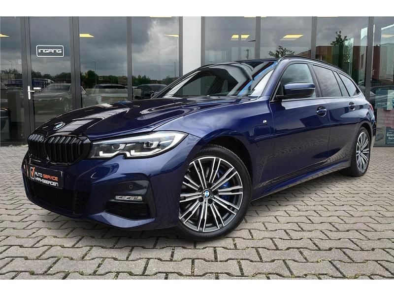 Blauw Gebruikt 2021 BMW 330 Executive Stationwagen | € 34.900 (Eerlijke prijs) - Afbeelding 1/4