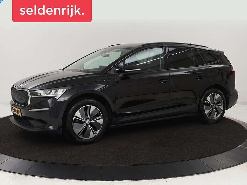 Zwart Gebruikt 2021 Skoda Enyaq iV SUV | € 21.900 (Goede deal) - Afbeelding 1/4