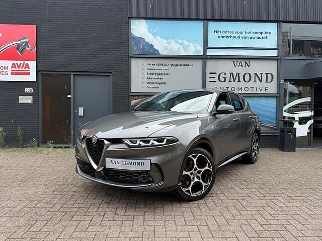 Grijs Gebruikt 2024 Alfa Romeo Tonale Sprint SUV | € 32.950 (Eerlijke prijs) - Afbeelding 1/4