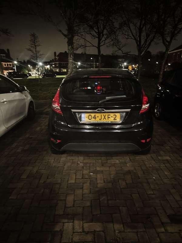 Gebruikt 2009 Ford Fiesta Sport Sedan | € 2.200 (Goede deal) - Afbeelding 1/4