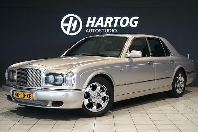 Grijs Gebruikt 2003 Bentley Arnage Sedan | € 37.750 - Afbeelding 1/4