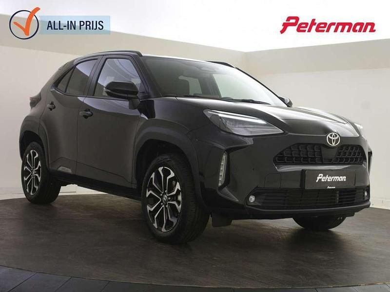 Zwart Gebruikt 2024 Toyota Yaris Cross Style SUV | € 28.899 (Eerlijke prijs) - Afbeelding 1/4