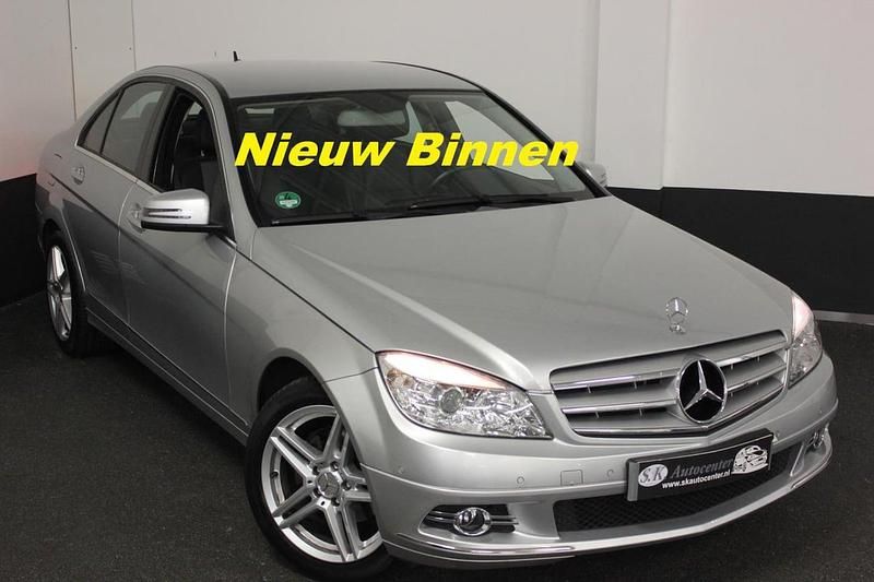 Grijs Gebruikt 2010 Mercedes C180 Avantgarde Sedan | € 10.950 (Iets duurder) - Afbeelding 1/4