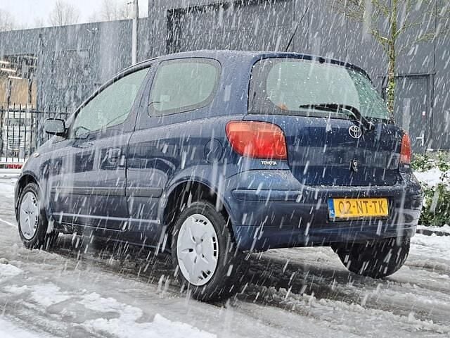 Occasion Toyota Yaris Sol 87 PK (63 kW) 2004 Blauw Hatchback