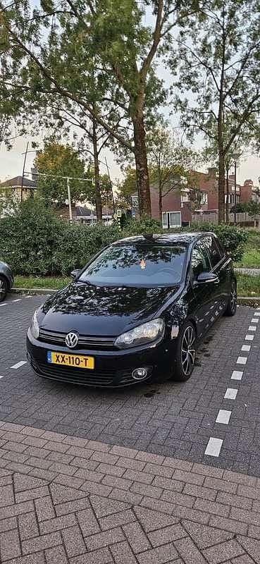 Zwart Gebruikt 2009 VW Golf VI Trendline Stationwagen | € 3.000 (Goede deal) - Afbeelding 1/4