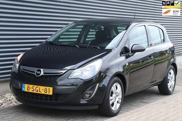 Zwart Gebruikt 2013 Opel Corsa Hatchback | € 4.900 (Eerlijke prijs) - Afbeelding 1/4