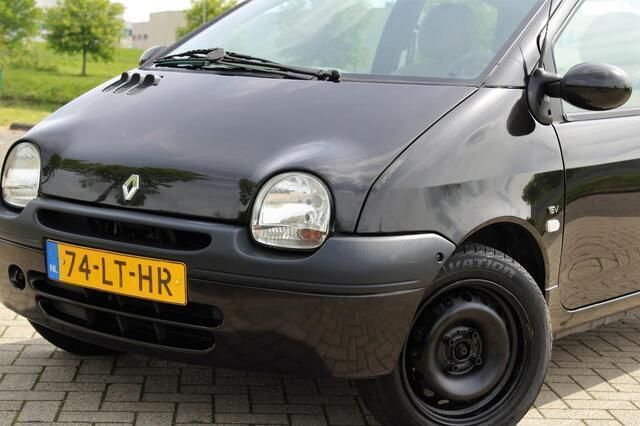Occasion Renault Twingo 75 PK (55 kW) 2003 Zwart Hatchback