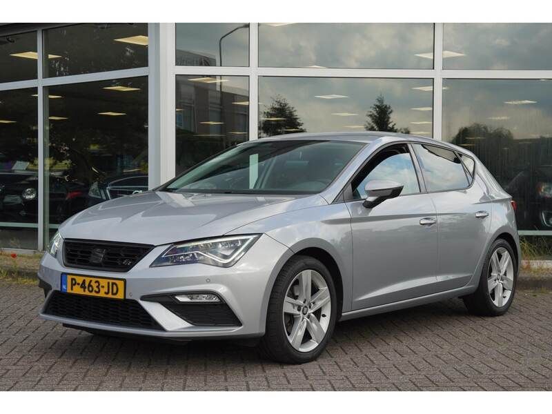 Grijs Gebruikt 2018 Seat Leon X-Perience Stationwagen | € 13.950 - Afbeelding 1/4