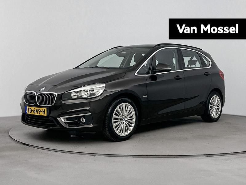 Bruin Gebruikt 2015 BMW 218 M Sport Stationwagen | € 15.400 (Eerlijke prijs) - Afbeelding 1/4