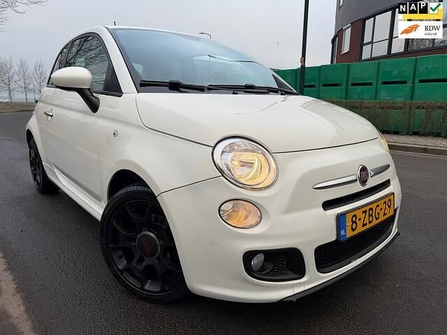 Wit (metallic) Occasion 2014 Fiat 500S Hatchback | € 4.445 (Goede deal) - Afbeelding 1/4