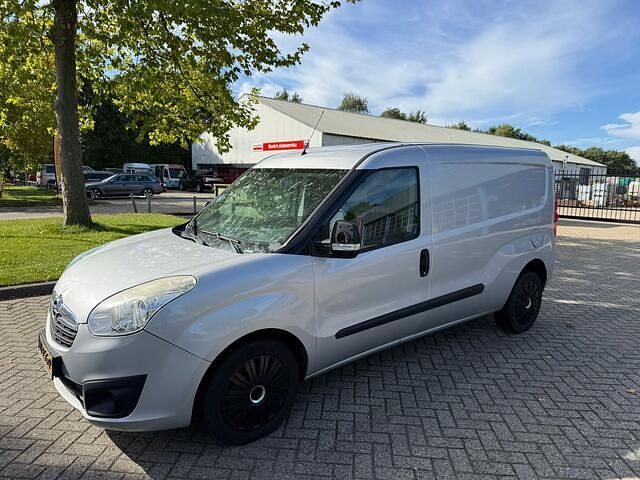 Overige Gebruikt 2016 Opel Combo Sport MPV | € 4.150 (Eerlijke prijs) - Afbeelding 1/4