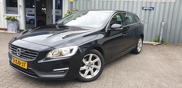 Zwart Occasion 2014 Volvo V60 Momentum Stationwagen | € 5.500 (Iets duurder) - Afbeelding 1/4