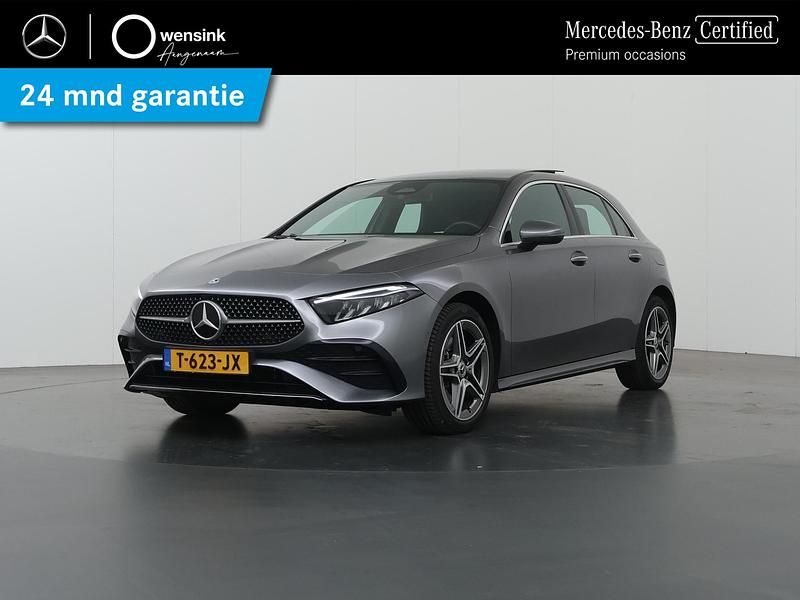 Grijs Gebruikt 2023 Mercedes A250 AMG line Hatchback | € 35.850 (Iets duurder) - Afbeelding 1/4