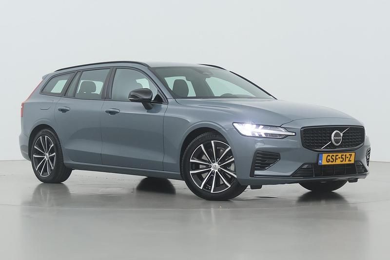 Grijs Gebruikt 2024 Volvo V60 Plus Stationwagen | € 39.800 (Super prijs) - Afbeelding 1/1