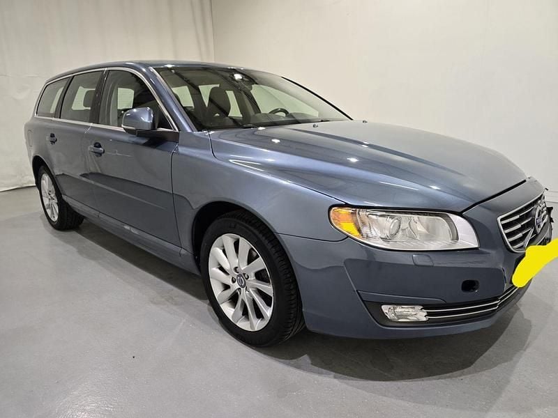 Occasion Volvo V70 Momentum 179 PK (131 kW) 2014 Blauw Stationwagen