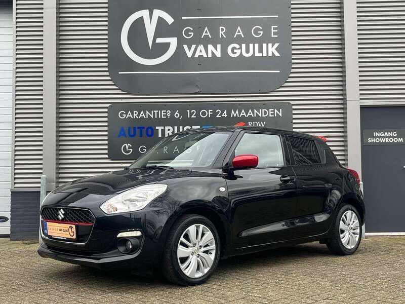 Zwart, metallic lak Gebruikt 2019 Suzuki Swift Hatchback | € 11.495 (Goede deal) - Afbeelding 1/3