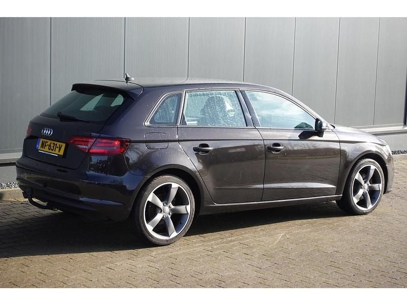 Occasion Audi A3 Ambition 105 PK (77 kW) 2013 Bruin Hatchback