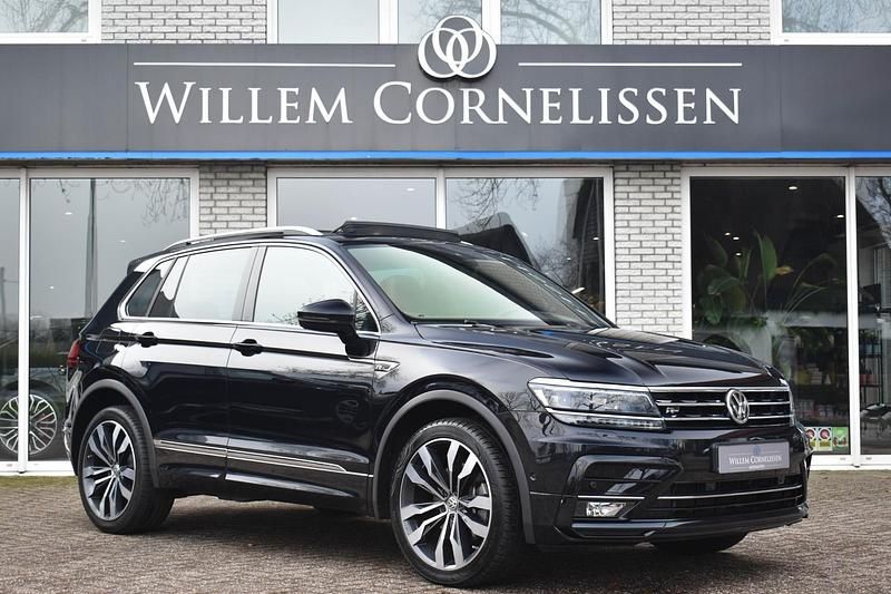 Zwart Occasion 2019 VW Tiguan Highline SUV | € 33.950 (Eerlijke prijs) - Afbeelding 1/4