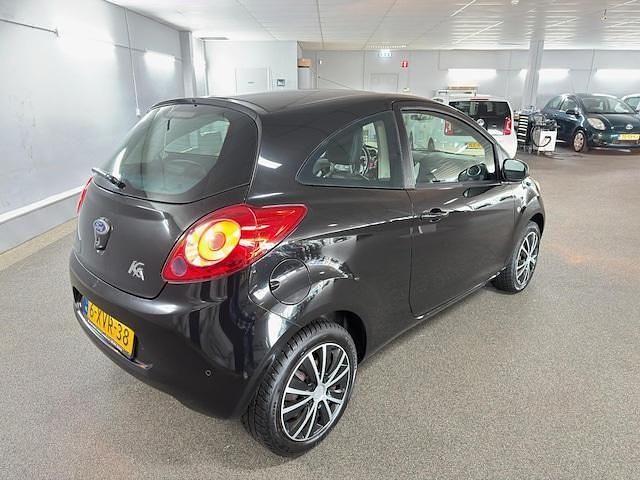 Occasion Ford Ka Trend 69 PK (50 kW) 2009 Zwart (metallic) Hatchback