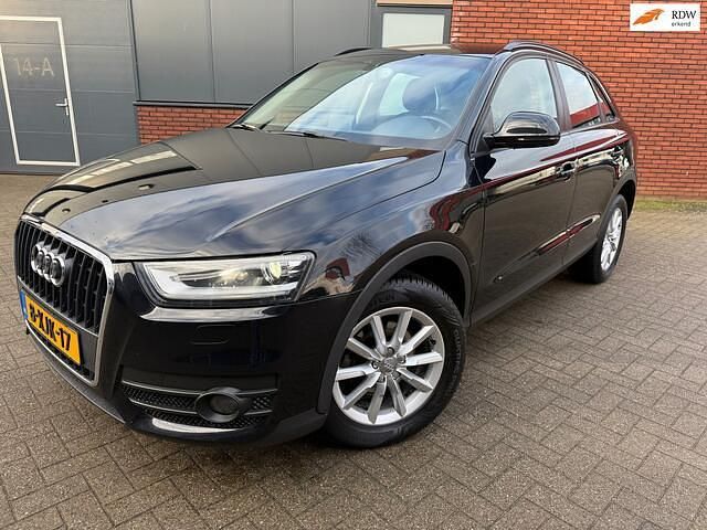 Zwart (metallic) Occasion 2013 Audi Q3 Proline SUV | € 10.950 (Goede deal) - Afbeelding 1/4