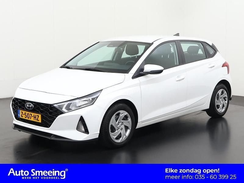 Wit Gebruikt 2023 Hyundai i20 Comfort Hatchback | € 20.690 (Goede deal) - Afbeelding 1/4