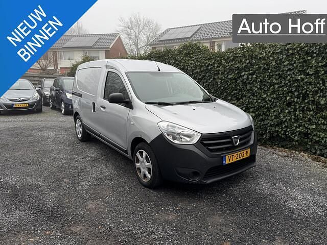 Grijs Gebruikt 2016 Dacia Dokker Ambiance Van | € 5.445 (Iets duurder) - Afbeelding 1/4