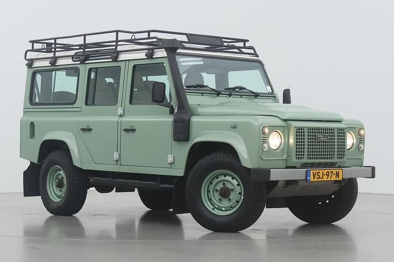 Groen Gebruikt 2015 Land Rover Defender Adventure SUV | € 73.900 (Eerlijke prijs) - Afbeelding 1/1