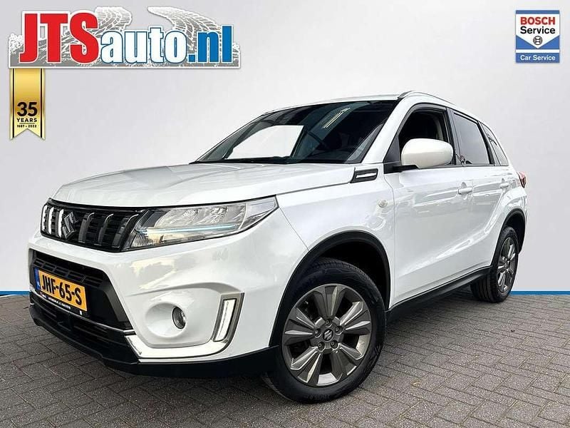 Wit Occasion 2023 Suzuki Vitara SUV | € 23.490 (Eerlijke prijs) - Afbeelding 1/4