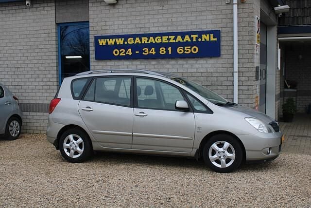 Occasion Toyota Corolla Verso Sol 135 PK (99 kW) 2003 Grijs MPV