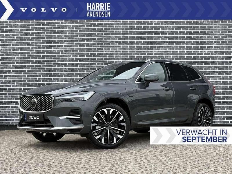Grijs Nieuw 2025 Volvo XC60 Plus SUV | € 77.244 - Afbeelding 1/4