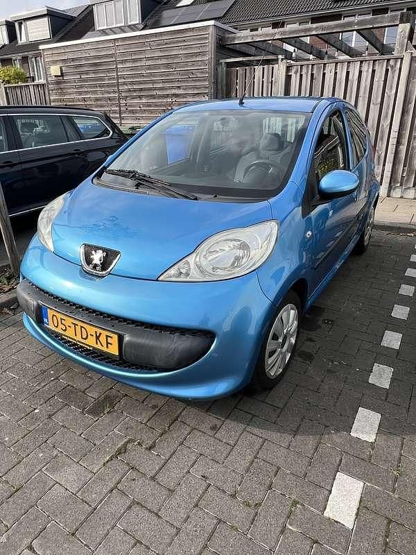 Blauw Gebruikt 2006 Peugeot 107 Hatchback | € 4.500 (Duur) - Afbeelding 1/4