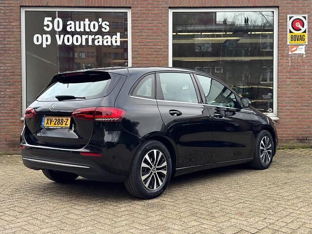 Occasion Mercedes B180 Business 136 PK (100 kW) 2019 Zwart MPV