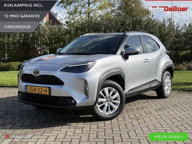 Grijs Gebruikt 2024 Toyota Yaris Cross Active SUV | € 27.995 (Eerlijke prijs) - Afbeelding 1/4