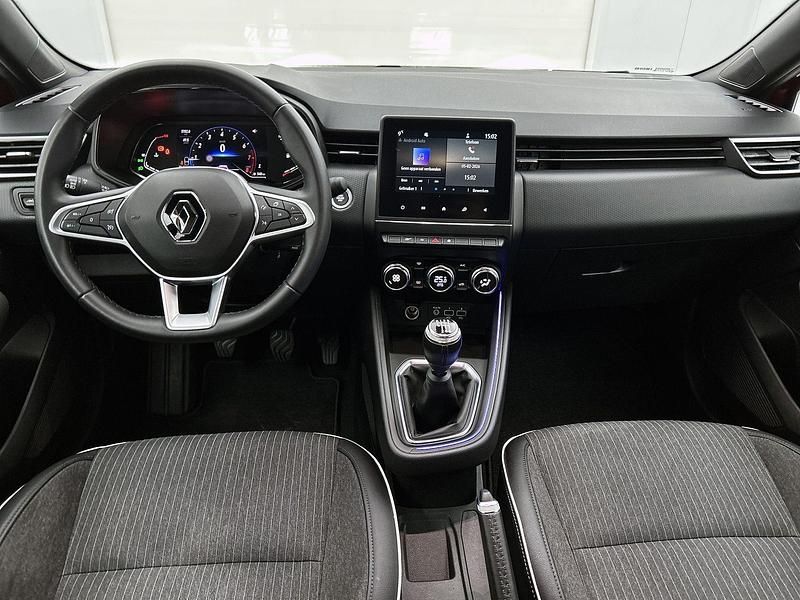 Occasion Renault Clio V Intens 91 PK (66 kW) 2022 Rood Hatchback