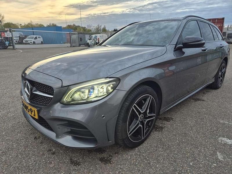 Grijs Occasion 2019 Mercedes C200 Business Stationwagen | € 16.999 (Super prijs) - Afbeelding 1/4