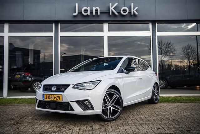 Wit Occasion 2020 Seat Ibiza Business Hatchback | € 19.600 (Eerlijke prijs) - Afbeelding 1/4