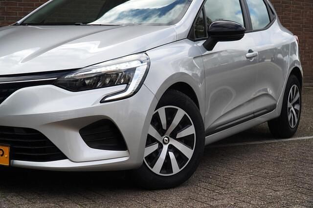 Occasion Renault Clio V Equilibre 91 PK (66 kW) 2023 Grijs Hatchback