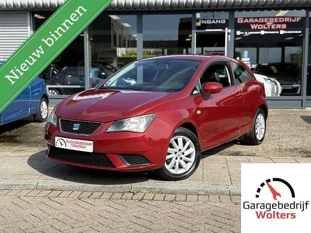 Rood Gebruikt 2012 Seat Ibiza SC Style Hatchback | € 6.450 (Iets duurder) - Afbeelding 1/4