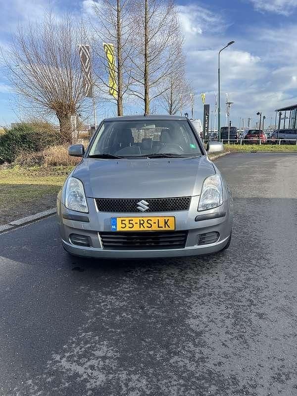 Occasion Suzuki Swift GLS 92 PK (67 kW) 2005 Grijs Hatchback