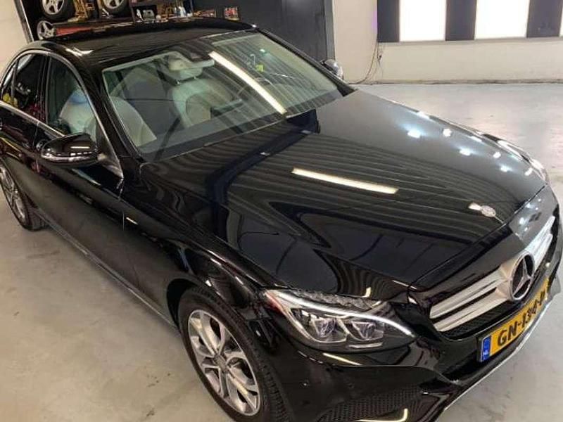 Zwart Gebruikt 2015 Mercedes C350e Edition Sedan | € 16.500 (Goede deal) - Afbeelding 1/4