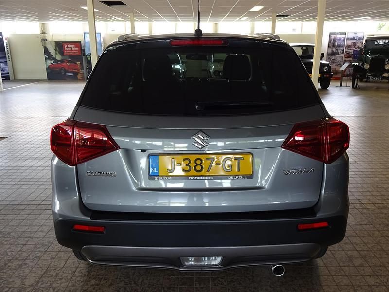 Occasion Suzuki Vitara 112 PK (82 kW) 2020 Grijs SUV