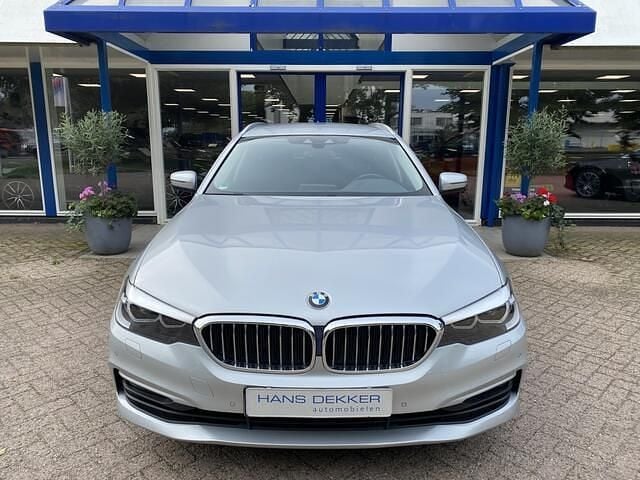 Occasion BMW 520 Executive 184 PK (135 kW) 2019 Grijs Stationwagen