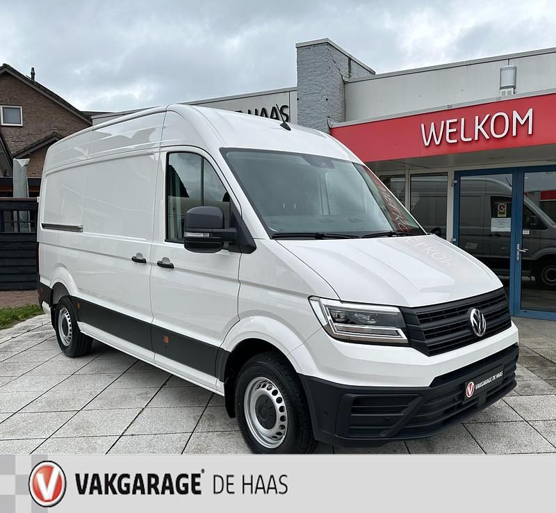 Wit Occasion 2024 VW Crafter Van | € 47.500 (Iets duurder) - Afbeelding 1/4